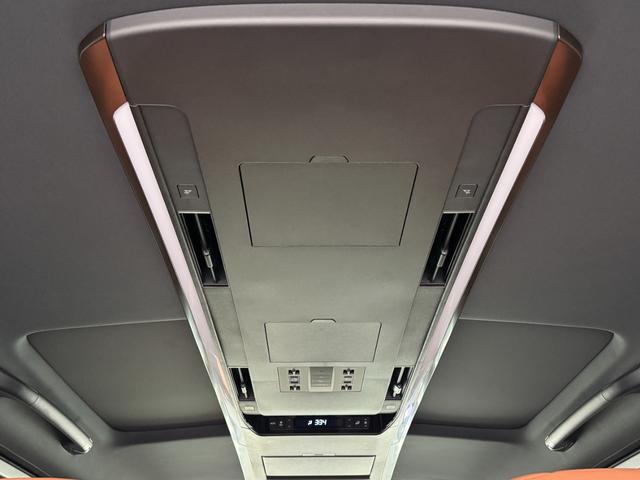 ヴェルファイアハイブリッド Ｚ　プレミア　本革ブラウン内装　１３．２型有機ＥＬ後席モニター　デジタルインナーミラー　左右独立ムーンルーフ　ヘッドアップディスプレイ　アドバンスドライブ＆パーク　置くだけ充電　アクセサリーコンセント　純正１９ＡＷ（67枚目）