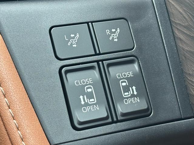 ヴェルファイアハイブリッド エグゼクティブラウンジ　内装ブラウン　１４型ＪＢＬコネクトナビ　１４型リヤエンター　ユニバーサルステップ　デジタルインナーミラー　ヘッドアップディスプレイ　トヨタチームメイト　シートヒーター＆クーラー　置く充電　純正１９ＡＷ（46枚目）