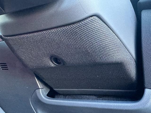 ＲＸ ＲＸ３５０　Ｆスポーツ　改良モデル　内装レッド　１４型コネクトナビ　ドラレコ前後　パノラマルーフ　オレンジキャリパー　デジタルインナーミラー　輻射ヒーター　寒冷地仕様　置く充電　ＡＣ１５００Ｗ　ＢＳＭ　ＨＵＤ　純正２１インチ（46枚目）