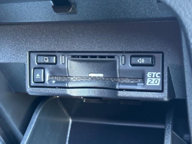 ＲＸ ＲＸ３５０　Ｆスポーツ　改良モデル　内装レッド　１４型コネクトナビ　ドラレコ前後　パノラマルーフ　オレンジキャリパー　デジタルインナーミラー　輻射ヒーター　寒冷地仕様　置く充電　ＡＣ１５００Ｗ　ＢＳＭ　ＨＵＤ　純正２１インチ（64枚目）