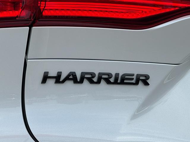 ハリアーハイブリッド Ｚ　レザーパッケージ・ナイトシェード　特別仕様車　１２．３型ＪＢＬコネクトナビ　　調光パノラマルーフ　デジタルミラー　ヘッドアップディスプレイ　シートヒーター＆クーラー　シートメモリー　ＰＶＭ　ＢＳＭ　ＡＣ１５００Ｗ　置充電　純正１９ＡＷ（27枚目）