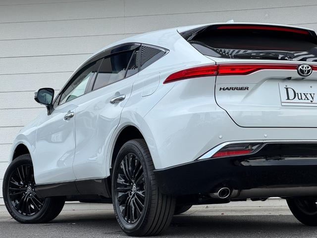 ハリアーハイブリッド Ｚ　レザーパッケージ・ナイトシェード　特別仕様車　１２．３型ＪＢＬコネクトナビ　　調光パノラマルーフ　デジタルミラー　ヘッドアップディスプレイ　シートヒーター＆クーラー　シートメモリー　ＰＶＭ　ＢＳＭ　ＡＣ１５００Ｗ　置充電　純正１９ＡＷ（32枚目）