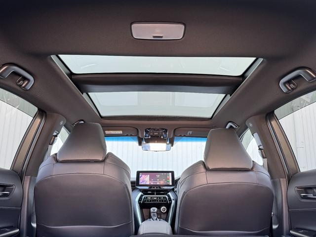 ハリアーハイブリッド Ｚ　レザーパッケージ・ナイトシェード　特別仕様車　１２．３型ＪＢＬコネクトナビ　　調光パノラマルーフ　デジタルミラー　ヘッドアップディスプレイ　シートヒーター＆クーラー　シートメモリー　ＰＶＭ　ＢＳＭ　ＡＣ１５００Ｗ　置充電　純正１９ＡＷ（75枚目）