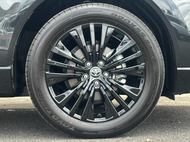 ハリアーハイブリッド Ｚ　レザーパッケージ・ナイトシェード　特別仕様車ナイトシェード　内装ブラック　１２．３インチコネクトナビ　ＪＢＬプレミアムサウンド　調光パノラマルーフ　シートヒーター＆クーラー　シートメモリ　デジタルミラー　ＰＶＭ　ＢＳＭ　　純正１９ＡＷ（29枚目）