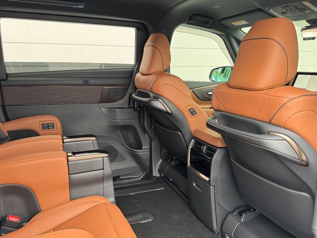 ヴェルファイアハイブリッド Z プレミア 本革ブラウン内装 13.2型有機EL後席モニター デジタルインナーミラー 左右独立ムーンルーフ ヘッドアップディスプレイ アドバンスドライブ&パーク 置くだけ充電 アクセサリーコンセント 純正19AW(34枚目)