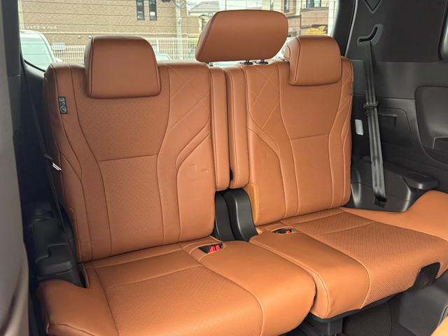 ヴェルファイアハイブリッド Z プレミア 本革ブラウン内装 13.2型有機EL後席モニター デジタルインナーミラー 左右独立ムーンルーフ ヘッドアップディスプレイ アドバンスドライブ&パーク 置くだけ充電 アクセサリーコンセント 純正19AW(35枚目)