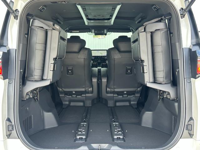 ヴェルファイアハイブリッド エグゼクティブラウンジ 黒本革 モデリスタエアロ オプション19インチアルミホイール JBLプレミアサウンドシステム+リヤエンターテイメント デジタルミラー 左右独立ムーンルーフ 14型コネクトナビ ヘッドアップディスプレイ(71枚目)