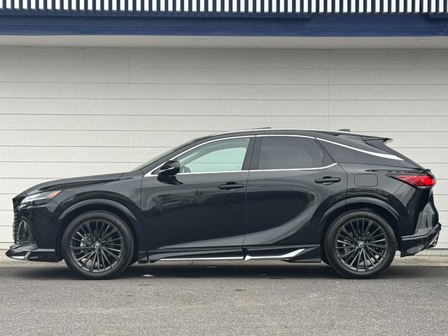 RX RX350 バージョンL モデリスタエアロ 内装ホワイト 14型コネクトナビ パノラマルーフ デジタルインナーミラー 輻射ヒーター チームメイト 前後ドラレコ ヘッドアップディスプレイ アドバンスドライブ&パーク 純正21AW(8枚目)