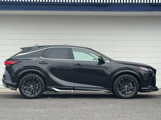 RX RX350 バージョンL モデリスタエアロ 内装ホワイト 14型コネクトナビ パノラマルーフ デジタルインナーミラー 輻射ヒーター チームメイト 前後ドラレコ ヘッドアップディスプレイ アドバンスドライブ&パーク 純正21AW(9枚目)