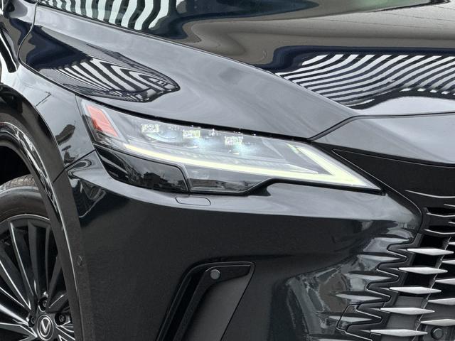 RX RX350 バージョンL モデリスタエアロ 内装ホワイト 14型コネクトナビ パノラマルーフ デジタルインナーミラー 輻射ヒーター チームメイト 前後ドラレコ ヘッドアップディスプレイ アドバンスドライブ&パーク 純正21AW(16枚目)