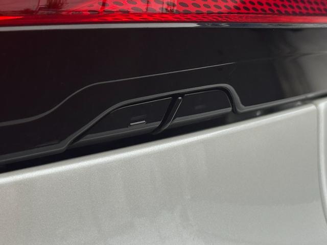 アルファードハイブリッド Z 改良後モデル モデリスタエアロ 14型コネクトナビ JBLプレミアムサウンド 14型リヤエンターテイメント 左右独立ムーンルーフ ヘッドアップディスプレイ ユニバーサルステップ HDMI 純正18AW(28枚目)