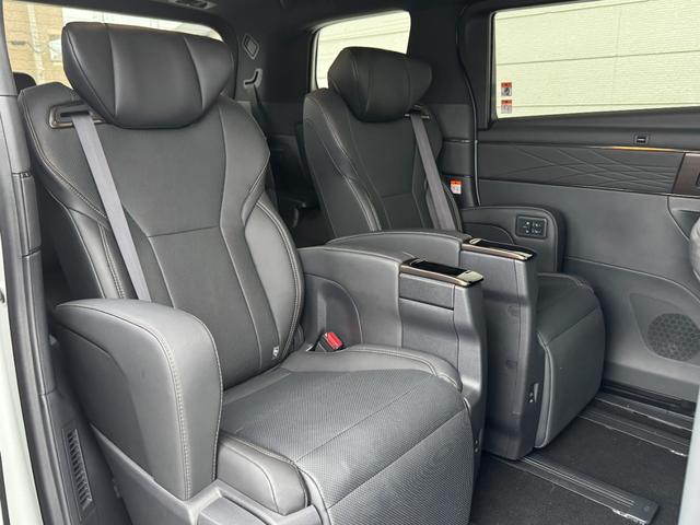 アルファードハイブリッド Z 改良後モデル モデリスタエアロ 14型コネクトナビ JBLプレミアムサウンド 14型リヤエンターテイメント 左右独立ムーンルーフ ヘッドアップディスプレイ ユニバーサルステップ HDMI 純正18AW(37枚目)