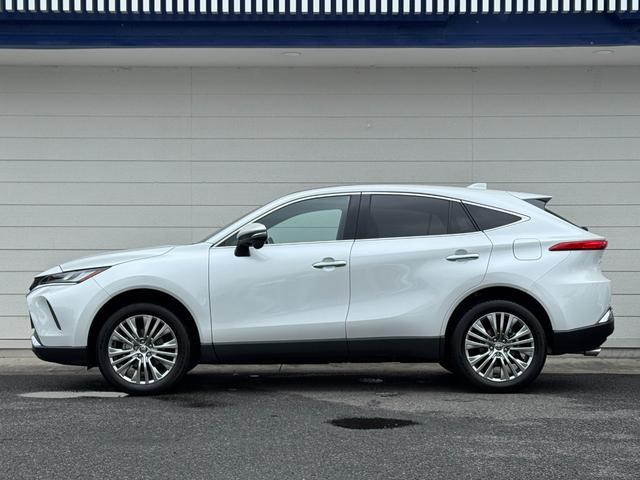 ハリアーハイブリッド Z レザーパッケージ 調光パノラマルーフ 12.3型コネクティッドナビ JBLプレミアサウンドシステム ドラレコ付デジタルミラー シートヒーター&クーラー シートメモリー HUD ステアリングヒーター BSM フルセグTV(8枚目)