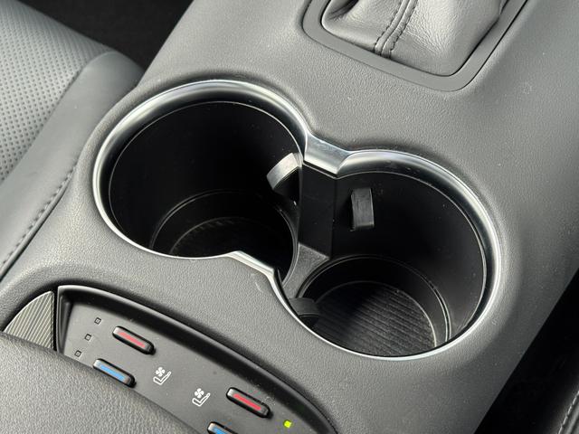 ハリアーハイブリッド Z レザーパッケージ 調光パノラマルーフ 12.3型コネクティッドナビ JBLプレミアサウンドシステム ドラレコ付デジタルミラー シートヒーター&クーラー シートメモリー HUD ステアリングヒーター BSM フルセグTV(58枚目)