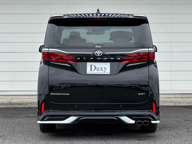 アルファードハイブリッド エグゼクティブラウンジ 内装ニュートラルベージュ 14型コネクトナビ JBLプレミアムサウンド リヤエンターテイメント デジタルミラー 左右独立ムーンルーフ CD/DVDデッキ スペアタイヤ 置くだけ充電 純正19インチAW(5枚目)