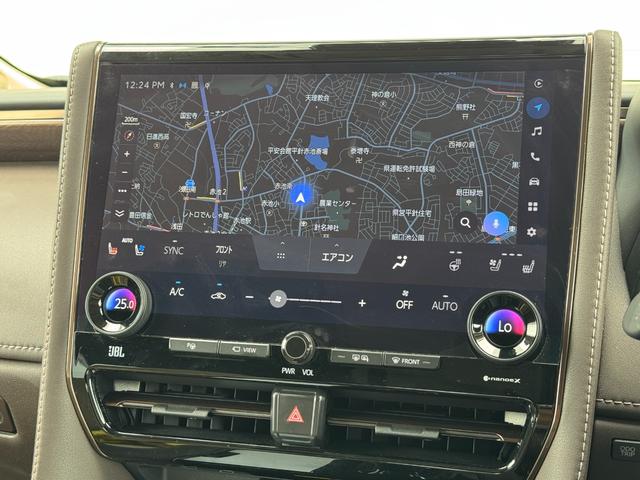 アルファードハイブリッド エグゼクティブラウンジ 内装ニュートラルベージュ 14型コネクトナビ JBLプレミアムサウンド リヤエンターテイメント デジタルミラー 左右独立ムーンルーフ CD/DVDデッキ スペアタイヤ 置くだけ充電 純正19インチAW(55枚目)