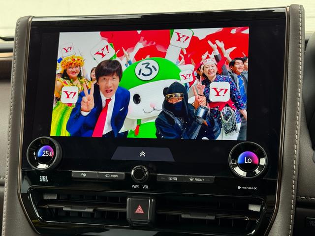 アルファードハイブリッド エグゼクティブラウンジ 内装ニュートラルベージュ 14型コネクトナビ JBLプレミアムサウンド リヤエンターテイメント デジタルミラー 左右独立ムーンルーフ CD/DVDデッキ スペアタイヤ 置くだけ充電 純正19インチAW(56枚目)