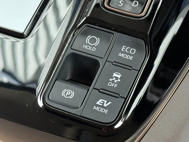 アルファードハイブリッド エグゼクティブラウンジ 内装ニュートラルベージュ 14型コネクトナビ JBLプレミアムサウンド リヤエンターテイメント デジタルミラー 左右独立ムーンルーフ CD/DVDデッキ スペアタイヤ 置くだけ充電 純正19インチAW(62枚目)