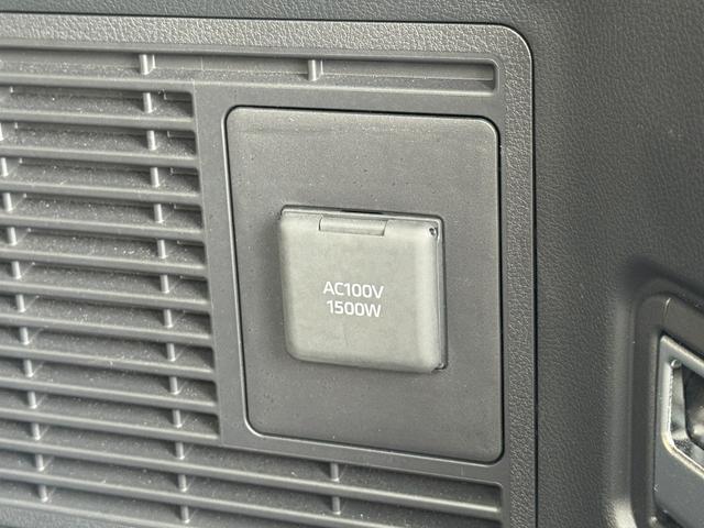 アルファードハイブリッド エグゼクティブラウンジ 内装ニュートラルベージュ 14型コネクトナビ JBLプレミアムサウンド リヤエンターテイメント デジタルミラー 左右独立ムーンルーフ CD/DVDデッキ スペアタイヤ 置くだけ充電 純正19インチAW(75枚目)