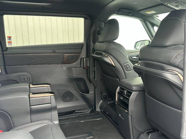 アルファードハイブリッド Z 13.2型後席モニター 左右独立ムーンルーフ ユニバーサルステップ デジタルインナーミラー カラーヘッドアップディスプレイ トヨタチームメイト アドバンスパーク パノラミックビュー 14型コネクトナビ(37枚目)