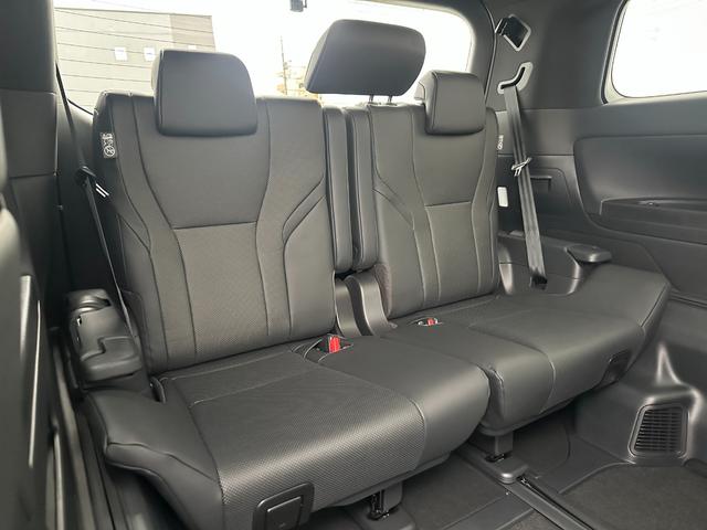 アルファードハイブリッド Z 13.2型後席モニター 左右独立ムーンルーフ ユニバーサルステップ デジタルインナーミラー カラーヘッドアップディスプレイ トヨタチームメイト アドバンスパーク パノラミックビュー 14型コネクトナビ(39枚目)