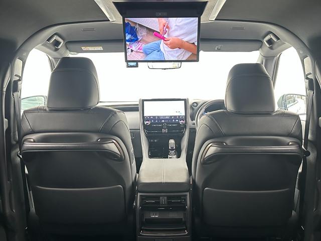 アルファードハイブリッド Z 13.2型後席モニター 左右独立ムーンルーフ ユニバーサルステップ デジタルインナーミラー カラーヘッドアップディスプレイ トヨタチームメイト アドバンスパーク パノラミックビュー 14型コネクトナビ(40枚目)