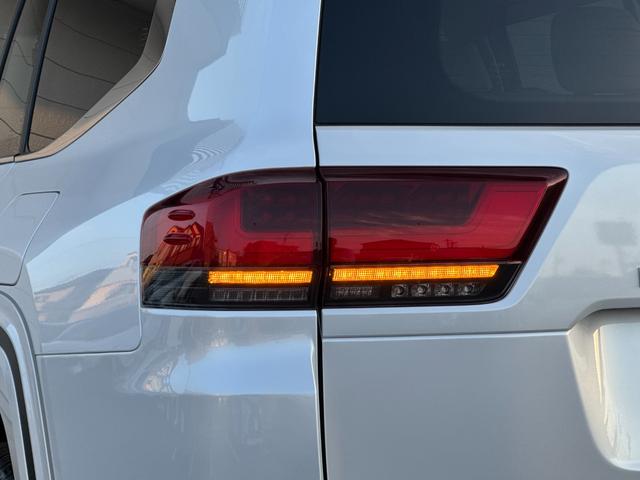 ランドクルーザー ZX 内装ベージュ モデリスタエアロ 12.3型JBLサウンドナビ クールボックス 寒冷地仕様 電動デフロック ルーフレールブラック 空気圧センサー ヒッチメンバー CD/DVD AC100V 純正20AW(28枚目)