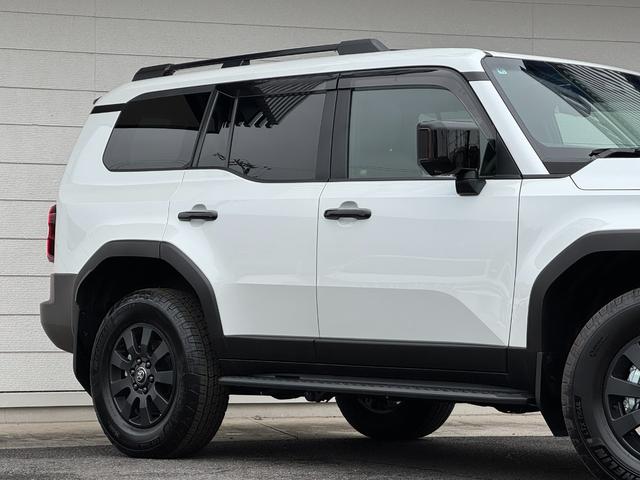 ランドクルーザー250 ZXファーストエディション 内装ブラウン 12.3型JBLコネクトナビ 丸目ヘッドランプ デジタルインナーミラー シートヒーター&クーラー ヘッドアップディスプレイ 置くだけ充電 電動格納サードシート シートメモリ 純正18AW(14枚目)