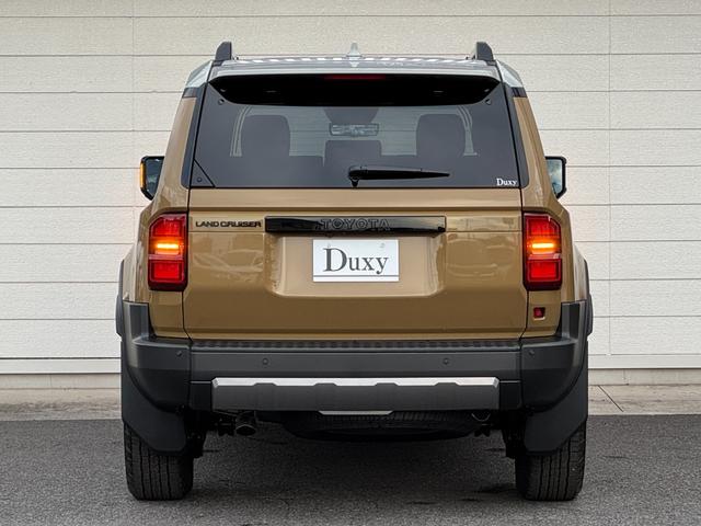 ランドクルーザー２５０ ＺＸファーストエディション　ブラウン内装　丸目ヘッドランプ　１２．３型ＪＢＬコネクトナビ　シートヒーター＆ベンチレーション　デジタルミラー　ヘッドアップディスプレイ　電動格納サードシート　置くだけ充電　ドラレコ前後　純正１８ＡＷ（7枚目）