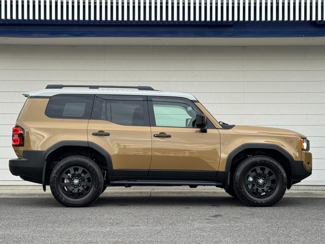 ランドクルーザー２５０ ＺＸファーストエディション　ブラウン内装　丸目ヘッドランプ　１２．３型ＪＢＬコネクトナビ　シートヒーター＆ベンチレーション　デジタルミラー　ヘッドアップディスプレイ　電動格納サードシート　置くだけ充電　ドラレコ前後　純正１８ＡＷ（9枚目）