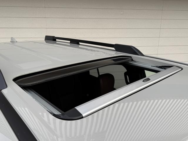 ランドクルーザー２５０ ＺＸファーストエディション　ブラウン内装　丸目ヘッドランプ　１２．３型ＪＢＬコネクトナビ　シートヒーター＆ベンチレーション　デジタルミラー　ヘッドアップディスプレイ　電動格納サードシート　置くだけ充電　ドラレコ前後　純正１８ＡＷ（21枚目）