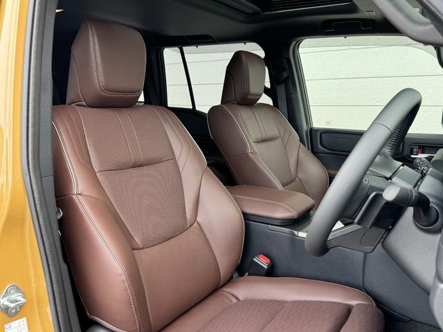 ランドクルーザー２５０ ＺＸファーストエディション　ブラウン内装　丸目ヘッドランプ　１２．３型ＪＢＬコネクトナビ　シートヒーター＆ベンチレーション　デジタルミラー　ヘッドアップディスプレイ　電動格納サードシート　置くだけ充電　ドラレコ前後　純正１８ＡＷ（36枚目）