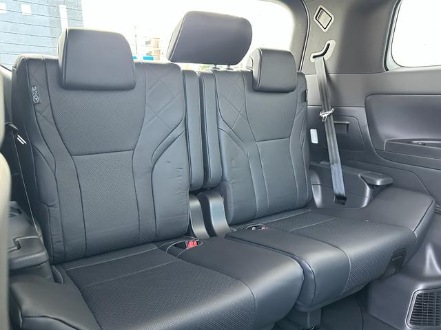 多様なシートアレンジで快適なドライブをお楽しみ下さい。