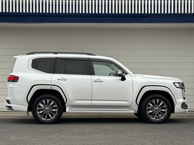 ランドクルーザー ZX 内装ベージュ モデリスタエアロ 12.3型JBLサウンドナビ クールボックス 寒冷地仕様 電動デフロック ルーフレールブラック 空気圧センサー ヒッチメンバー CD/DVD AC100V 純正20AW(9枚目)