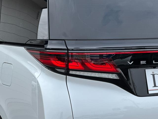 ヴェルファイアハイブリッド Z プレミア デジタルインナーミラー 左右独立ムーンルーフ トヨタチームメイト ヘッドアップディスプレイ エレクトロマチックシフト パドルシフト アドバンストパーク&ドライブ 14型コネクティッドナビ 純正19AW(26枚目)