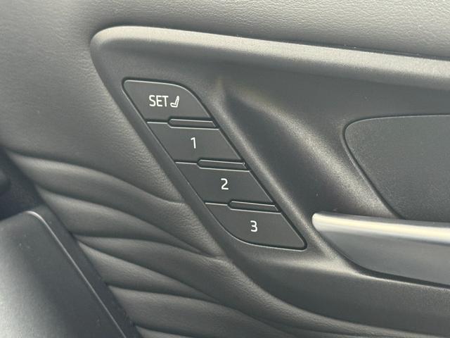 ヴェルファイアハイブリッド Z プレミア デジタルインナーミラー 左右独立ムーンルーフ トヨタチームメイト ヘッドアップディスプレイ エレクトロマチックシフト パドルシフト アドバンストパーク&ドライブ 14型コネクティッドナビ 純正19AW(63枚目)