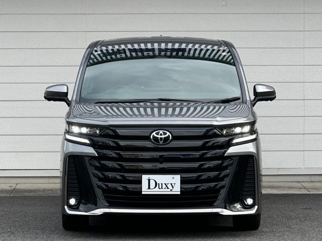 ヴェルファイアハイブリッド Ｚ　プレミア　内装ブラウン　１４型コネクトナビ　左右独立ムーンルーフ　デジタルミラー　トヨタチームメイト　ユニバーサルステップ　シートベンチレーション＆ヒーター　ＢＳＭ　ＨＵＤ　ＡＣ１５００Ｗ　純正１９インチＡＷ（4枚目）