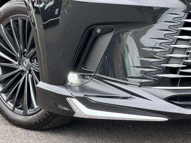 RX RX350 バージョンL モデリスタエアロ 内装ホワイト 14型コネクトナビ パノラマルーフ デジタルインナーミラー 輻射ヒーター チームメイト 前後ドラレコ ヘッドアップディスプレイ アドバンスドライブ&パーク 純正21AW(18枚目)