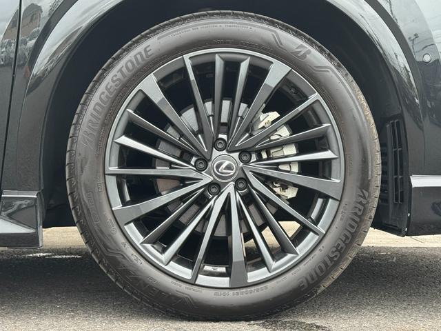 RX RX350 バージョンL モデリスタエアロ 内装ホワイト 14型コネクトナビ パノラマルーフ デジタルインナーミラー 輻射ヒーター チームメイト 前後ドラレコ ヘッドアップディスプレイ アドバンスドライブ&パーク 純正21AW(30枚目)
