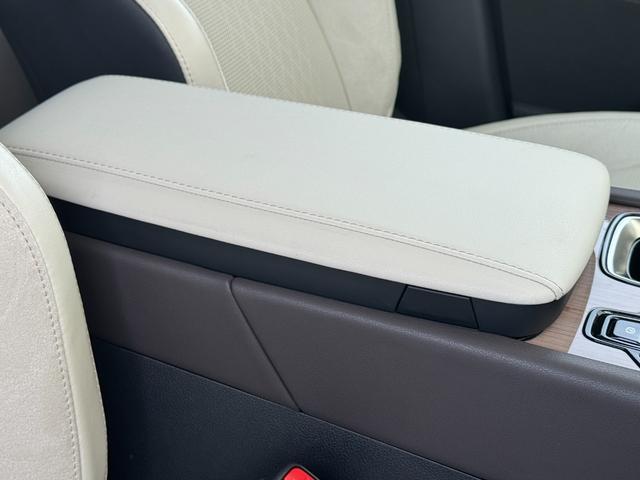 RX RX350 バージョンL モデリスタエアロ 内装ホワイト 14型コネクトナビ パノラマルーフ デジタルインナーミラー 輻射ヒーター チームメイト 前後ドラレコ ヘッドアップディスプレイ アドバンスドライブ&パーク 純正21AW(58枚目)