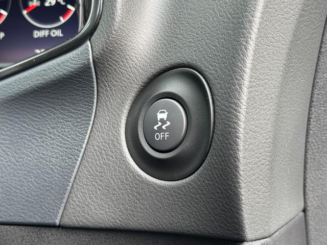 掲載車両以外にも対応可能です。お客様のご希望のボディーカラー、グレード、装備やオプションをお聞かせ下さいませ。