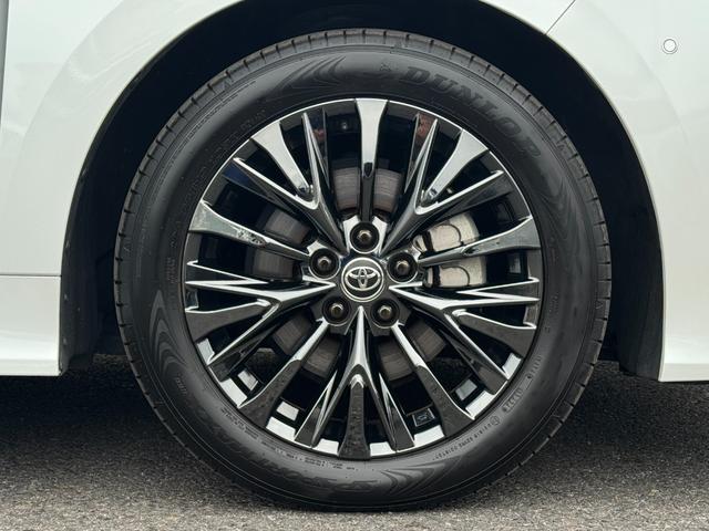 ヴェルファイアハイブリッド Ｚ　プレミア　内装ブラック　１４型コネクトナビ　デジタルインナーミラー　１３．２型後席モニター　左右独立ムーンルーフ　ヘッドアップディスプレイ　アドバンスパーク　シートヒーター＆クーラー　置くだけ充電　純正１９ＡＷ（31枚目）