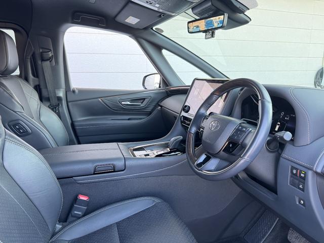 ヴェルファイアハイブリッド Ｚ　プレミア　内装ブラック　１４型コネクトナビ　デジタルインナーミラー　１３．２型後席モニター　左右独立ムーンルーフ　ヘッドアップディスプレイ　アドバンスパーク　シートヒーター＆クーラー　置くだけ充電　純正１９ＡＷ（34枚目）