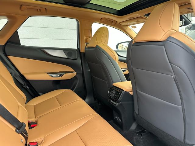 NX NX350h Fスポーツ 本革ヘーゼル内装 TRDエアロ オレンジブレーキキャリパー パノラマルーフ デジタルインナーミラー ドライブレコーダー前後 14型コネクトナビ アドバンストパーク 空気圧センサー HUD 純正21AW(36枚目)
