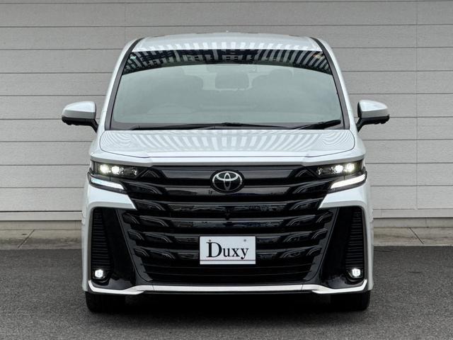 ヴェルファイアハイブリッド Ｚ　プレミア　内装ブラック　１４型コネクトナビ　デジタルインナーミラー　１３．２型後席モニター　左右独立ムーンルーフ　ヘッドアップディスプレイ　アドバンスパーク　シートヒーター＆クーラー　置くだけ充電　純正１９ＡＷ（4枚目）