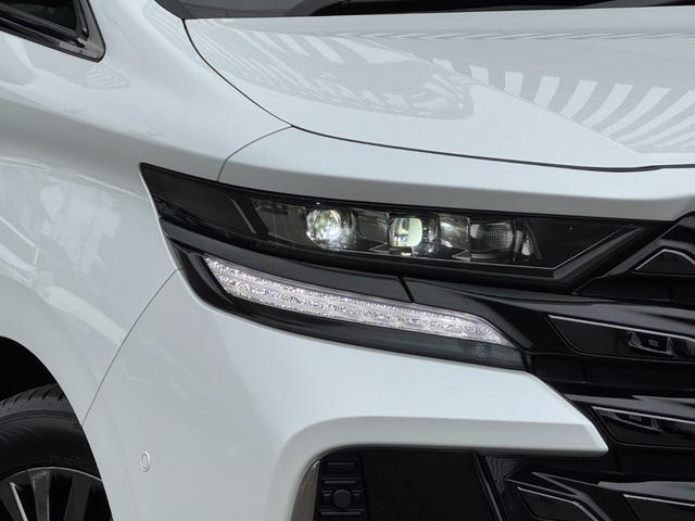 ヴェルファイアハイブリッド Ｚ　プレミア　内装ブラック　１４型コネクトナビ　デジタルインナーミラー　１３．２型後席モニター　左右独立ムーンルーフ　ヘッドアップディスプレイ　アドバンスパーク　シートヒーター＆クーラー　置くだけ充電　純正１９ＡＷ（16枚目）