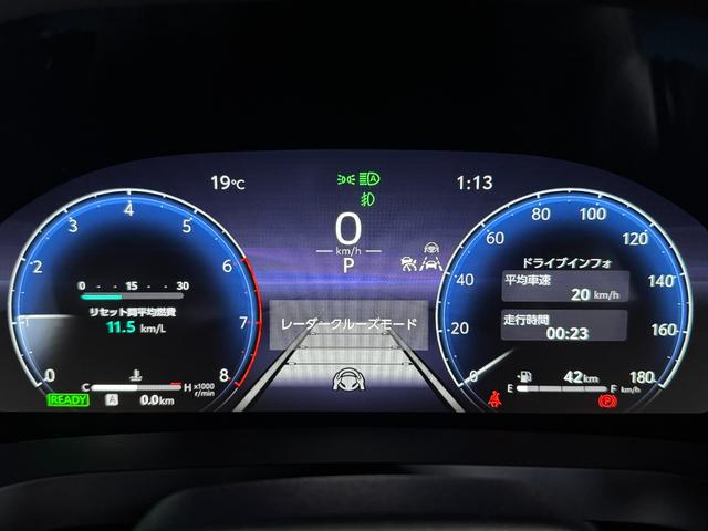 ヴェルファイアハイブリッド Ｚ　プレミア　内装ブラック　１４型コネクトナビ　デジタルインナーミラー　１３．２型後席モニター　左右独立ムーンルーフ　ヘッドアップディスプレイ　アドバンスパーク　シートヒーター＆クーラー　置くだけ充電　純正１９ＡＷ（44枚目）