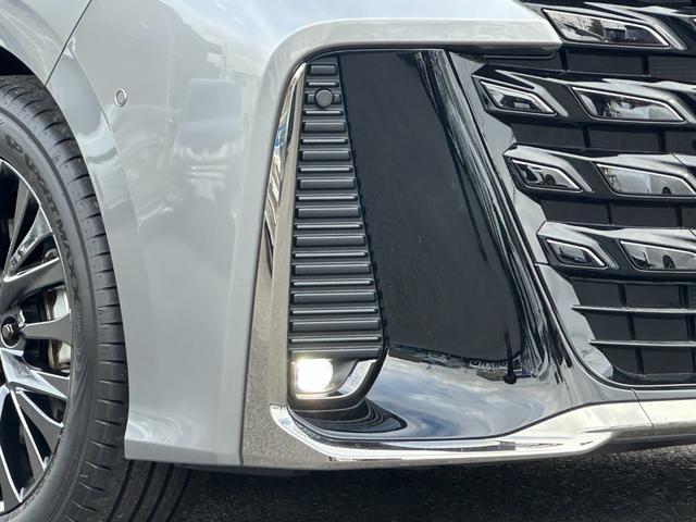 ヴェルファイアハイブリッド Ｚ　プレミア　内装ブラウン　１４型コネクトナビ　左右独立ムーンルーフ　デジタルミラー　トヨタチームメイト　ユニバーサルステップ　シートベンチレーション＆ヒーター　ＢＳＭ　ＨＵＤ　ＡＣ１５００Ｗ　純正１９インチＡＷ（16枚目）