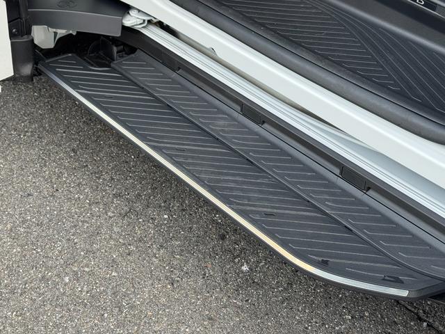 アルファード Z 改良後モデル モデリスタエアロ 14インチコネクトナビ 左右独立ムーンルーフ ユニバーサルステップ デジタルインナーミラー シートヒーター&クーラー 前後ドライブレコーダー 置くだけ充電 純正18AW(38枚目)