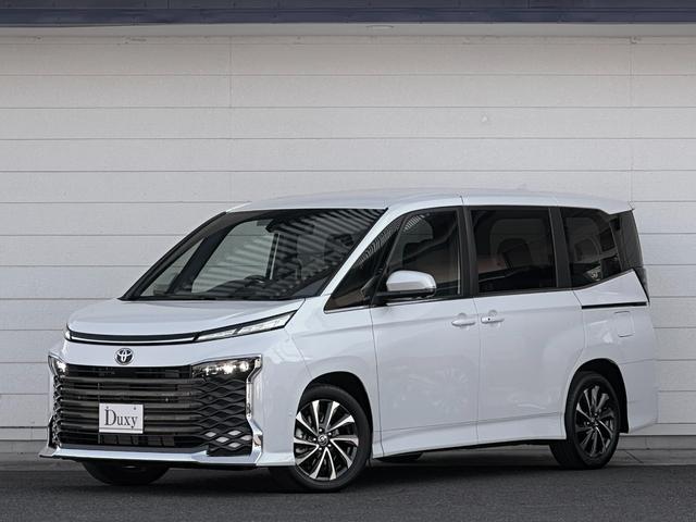 ヴォクシー 　改良モデル　１０．５型コネクトナビ　３眼ＬＥＤヘッドライト　快適利便パッケージＨｉ　トヨタチームメイト　アドバンストパーク　デジタルインナーミラー　後席シートヒーター　純正１７インチＡＷ（10枚目）